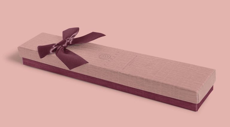 Free Luxury Gift Box Mockup